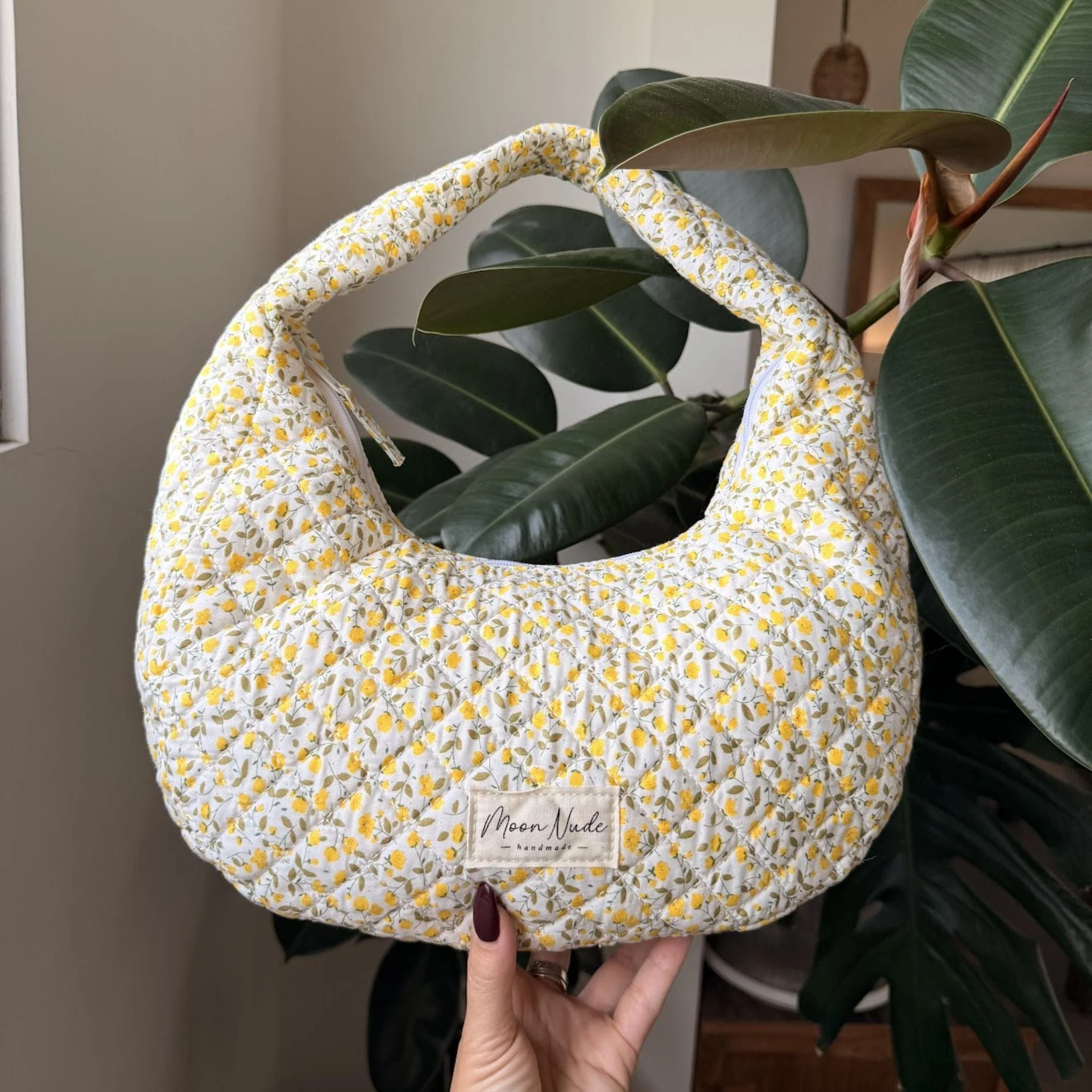 Buttercup Hoop Bag - Image 3