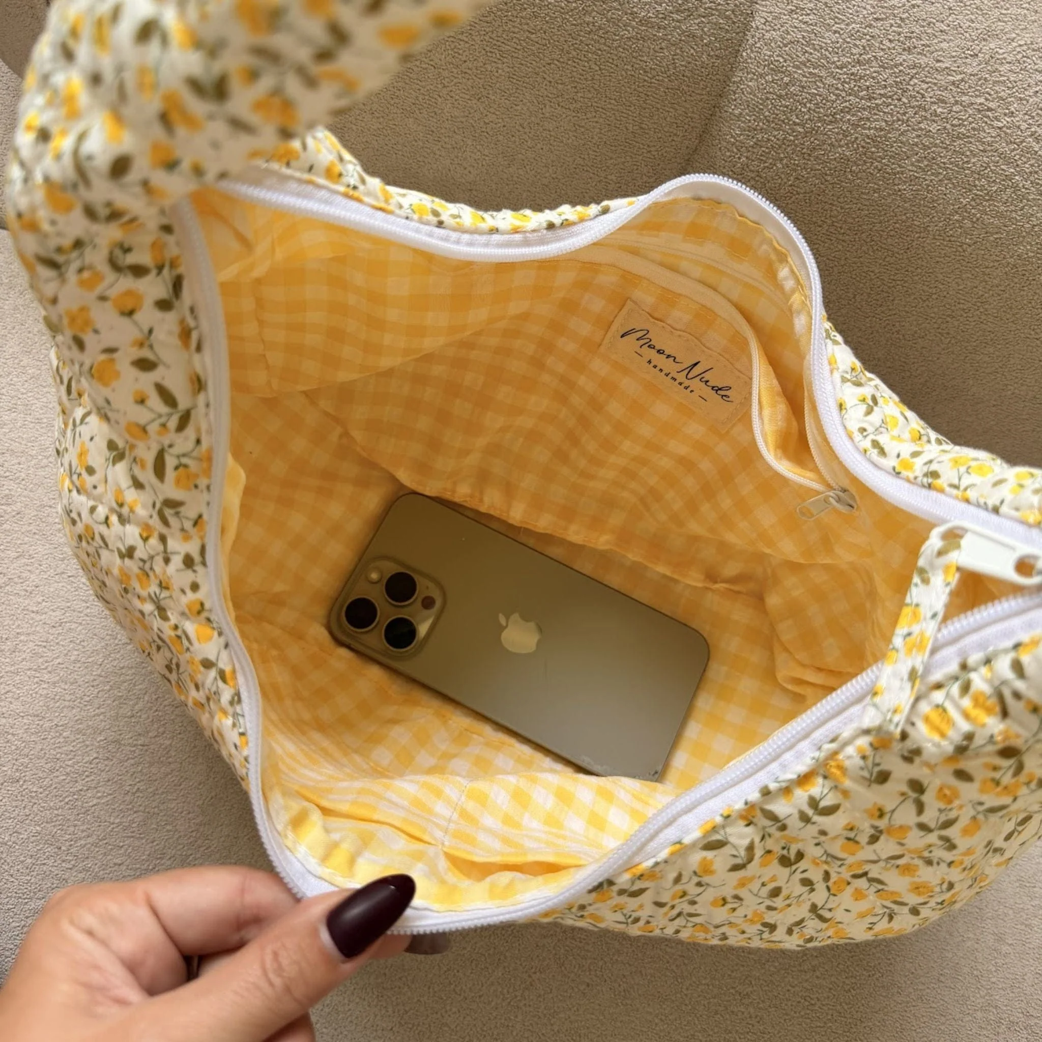 Buttercup Hoop Bag - Image 4