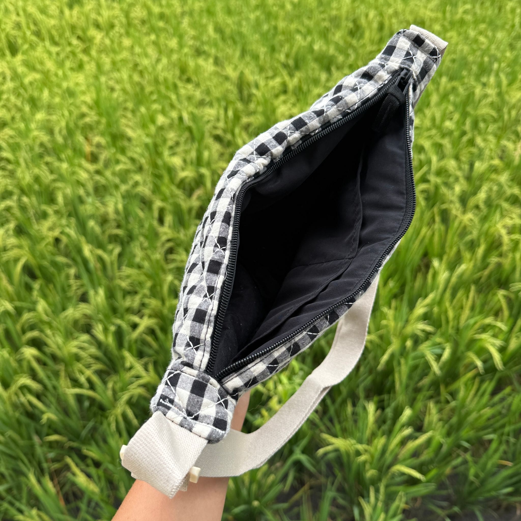 Classic Mini Shoulder Bag - Image 3