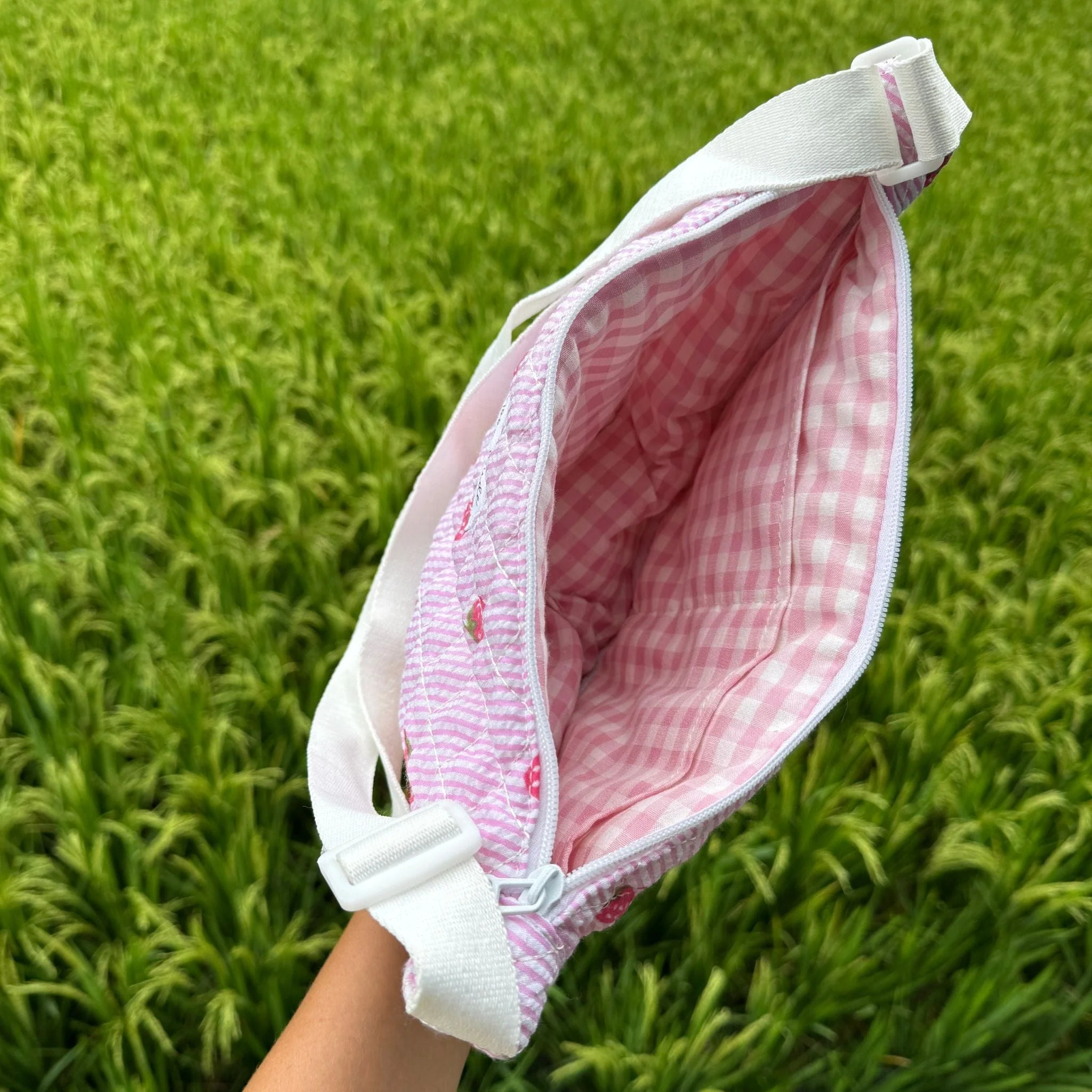 Strawberry Mini Shoulder Bag - Image 5